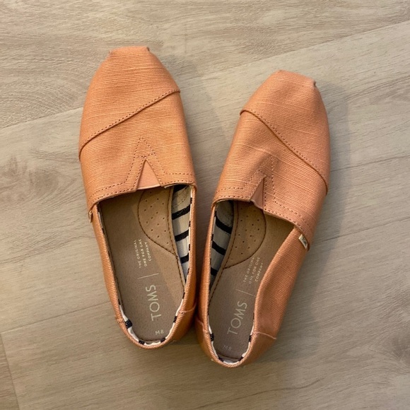 Toms Shoes - NWOT Toms Classic Orange Mist Canvas Slip-on Shoes, Size 8 #376